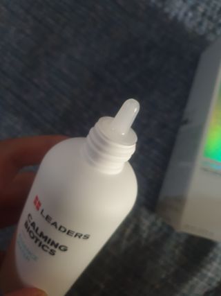 리더스코스메틱 리더스 카밍 바이오틱스 에센스 워터 — 5점을 준 리뷰어가 2021년 10월 올린 사용 사진