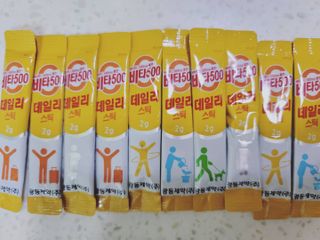 광동생활건강 [광동] 비타500데일리스틱 70포+쇼핑백+구미3개 — 5점을 준 리뷰어가 2021년 12월 올린 사용 사진