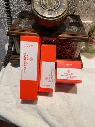 아이앤립 / EYENLIP 아이앤립 연어오일 리바이탈라이징 토너+앰플+크림 3종 세트 — 5점을 준 리뷰어가 2021년 7월 올린 사용 사진
