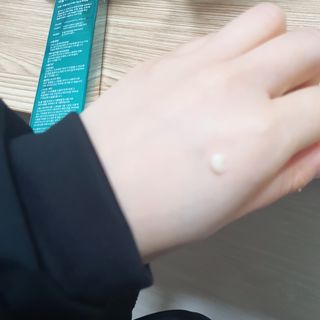 [NEW 탄력유턴 아이크림] AHC 유스 래스팅 리얼 아이크림 포 페이스 — 5점을 준 리뷰어가 2021년 3월 올린 사용 사진