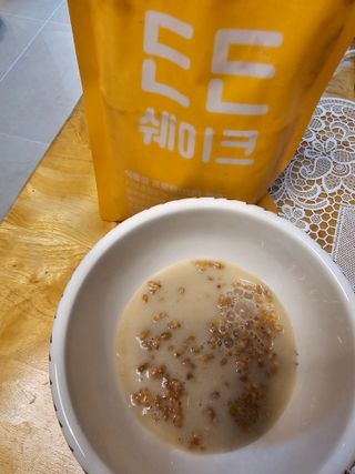 [덜다] 든든 식물성 단백질 쉐이크 40g X 7입 (곡물/딸기) — 5점을 준 리뷰어가 2023년 7월 올린 사용 사진