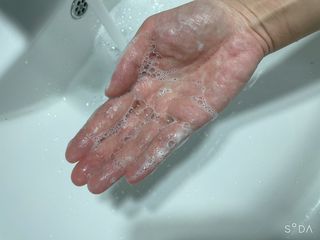 올리브 오일 스킨케어 컴퍼니 [OOSC] 향기로운 보습 로즈 제라늄 바디워시 500ml — 4.5점을 준 리뷰어가 2021년 5월 올린 사용 사진