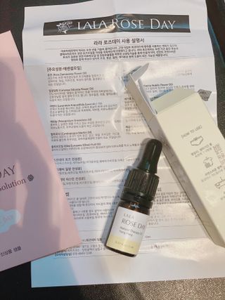 라라로즈데이 시즌2 천연 아로마오일 Y존 케어 속옷향수 이너퍼퓸 5ml  여성의 자존감을 UP시키자 — 5점을 준 리뷰어가 2021년 8월 올린 사용 사진