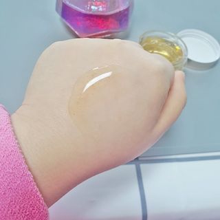아이앤립 / EYENLIP 아이앤립 24K 골드 N 펩타이드 앰플 크림 — 5점을 준 리뷰어가 2021년 3월 올린 사용 사진