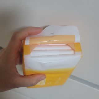 에어퀸 뉴브레스 유기농 생리대 4종 (팬티라이너 20P + 중형 10P + 대형 10P + 오버나이트 8P)_체험단 2차 — 5점을 준 리뷰어가 2024년 11월 올린 사용 사진