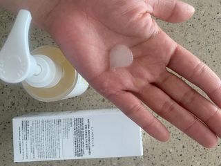랑벨 내츄럴 딥 포어 클렌저 210ml (저자극 약산성 천연 클렌징 젤) — 5점을 준 리뷰어가 2022년 10월 올린 사용 사진