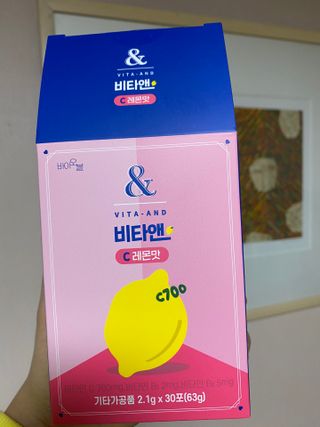 비타앤C 레몬맛, 망고맛 — 5점을 준 리뷰어가 2021년 4월 올린 사용 사진