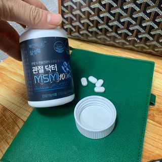 체인미 관절 및 연골건강에 도움을 줄수있는 관절닥터 MSM100 — 5점을 준 리뷰어가 2022년 1월 올린 사용 사진