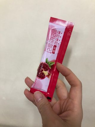 헬스업_쁘띠쁘띠석류콜라겐젤리_20g x 14포 — 4.5점을 준 리뷰어가 2021년 2월 올린 사용 사진