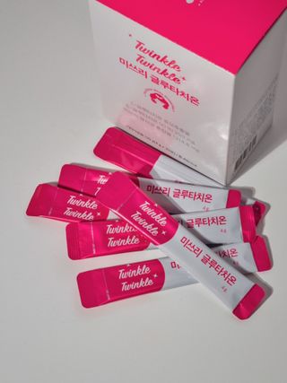메디포스트 모비타 미쓰리 글루타치온 30포 — 5점을 준 리뷰어가 2023년 1월 올린 사용 사진