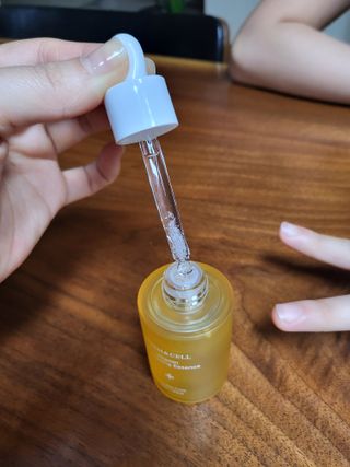 체르엠 스템앤셀 비타민 브라이트닝 에센스 30ml 1개 — 4점을 준 리뷰어가 2022년 4월 올린 사용 사진
