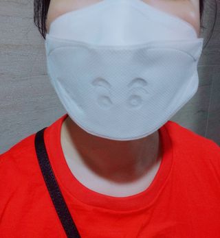 [숨그림]  덴탈마스크 짱구 우리아이 그리고 내가 쓰는 믿을수있는 케릭터 마스크  16종 — 3점을 준 리뷰어가 2021년 10월 올린 사용 사진