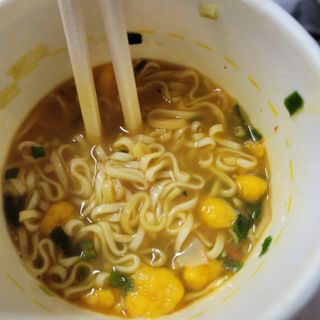 NISSIN 닛신 컵누들  4종 - 씨푸드오리지날, 씨푸드 스파이시, 씨푸드 커리, 씨푸드 XO소스 — 4점을 준 리뷰어가 2021년 11월 올린 사용 사진