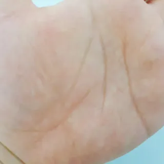 셀프 모이스처라이징 프로텍션 크림 셀프 모이스처라이징 프로텍션크림 — 5점을 준 리뷰어가 2022년 4월 올린 사용 사진