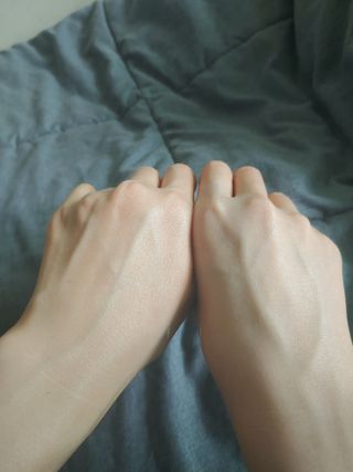 [후르디아] 혼합자차 선 에센스+톤업 선크림 2종 — 4점을 준 리뷰어가 2021년 5월 올린 사용 사진