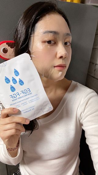 Dr.느루벗 느루벗 EGF FGF 스킨 리커버리 마스크 10장 — 4.5점을 준 리뷰어가 2021년 3월 올린 사용 사진