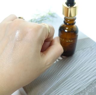 스킨큐어 산다화 비타민c 화이트닝 에센스 30ml — 5점을 준 리뷰어가 2023년 9월 올린 사용 사진