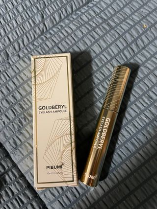 피부미 골드베릴 아이래쉬 앰플 10ml — 3.5점을 준 리뷰어가 2021년 9월 올린 사용 사진