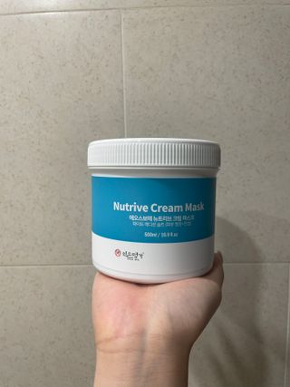 약손명가코스메틱 에오스보떼 뉴트리브 크림 마스크 솔트 500ml — 3.5점을 준 리뷰어가 2022년 1월 올린 사용 사진