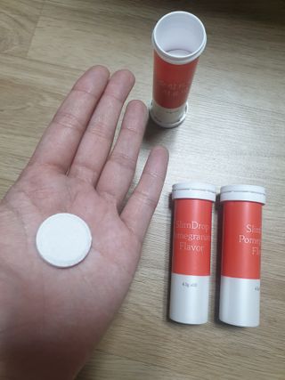 [슬림드랍 석류맛] 건기식 다이어트 보조제 겸 비타민 — 5점을 준 리뷰어가 2022년 2월 올린 사용 사진
