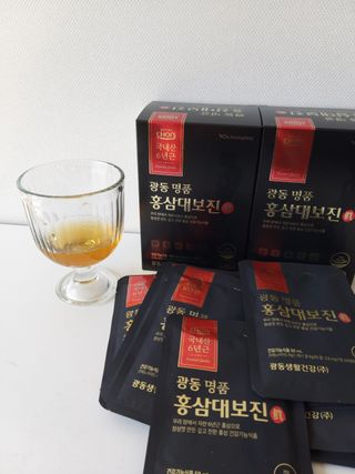 광동생활건강 광동 명품 홍삼대보진 50mL x 30포 — 5점을 준 리뷰어가 2023년 4월 올린 사용 사진