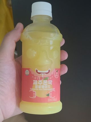 탐라원 제주의 맛, 몬딱주스 4종세트 - 한라봉몬딱주스, 천혜향몬딱주스, 청귤에이드, 당근몬딱주스 — 4점을 준 리뷰어가 2021년 8월 올린 사용 사진
