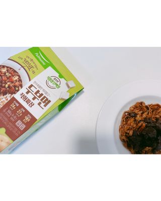 [풀무원] 식물성 저당질식 세트, 두부면 매콤라구파스타와 두부면 직화짜장 — 5점을 준 리뷰어가 2021년 4월 올린 사용 사진