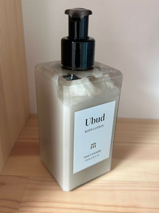 테이크어샤워 스마트스토어)우붓 바디로션 Ubud BODY LOTION 250ML — 5점을 준 리뷰어가 2025년 9월 올린 사용 사진