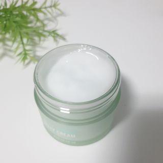 김정문알로에 큐어 큐어 알로에 리프레쉬 젤리 세럼, 큐어 알로에 하이드로 젤리 크림 — 5점을 준 리뷰어가 2021년 4월 올린 사용 사진