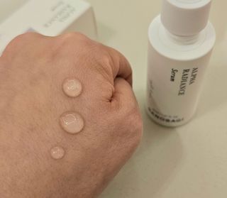 바노바기 코스메틱 알파 래디언스 세럼 30ml — 4점을 준 리뷰어가 2023년 12월 올린 사용 사진