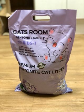 겟플렉스 켓플렉스 캣츠룸BS-1 고양이모래 4kg — 5점을 준 리뷰어가 2021년 1월 올린 사용 사진