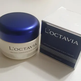록타비아 Artisan Complete Face Cream — 5점을 준 리뷰어가 2023년 10월 올린 사용 사진