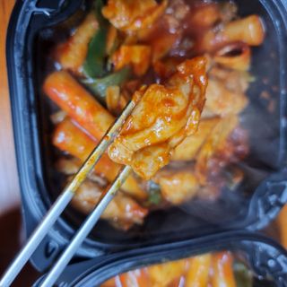 한성기업 무볼레 닭떡볶이+해물떡볶이 2종 세트 — 4점을 준 리뷰어가 2021년 9월 올린 사용 사진