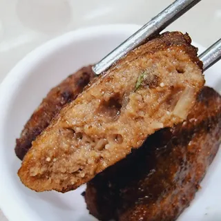 한성기업 명란한 떡갈비 — 3.5점을 준 리뷰어가 2021년 10월 올린 사용 사진