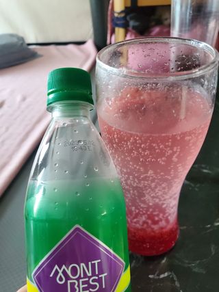 몽베스트 Montbest with Sparkling water Lime20병 — 5점을 준 리뷰어가 2022년 5월 올린 사용 사진