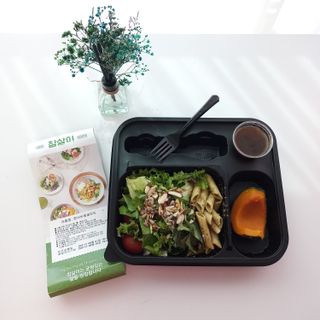 참살이도시락 작심삼일 샐러드도시락 3개 맛보기 새벽배송 또는 택배배송 — 5점을 준 리뷰어가 2021년 9월 올린 사용 사진