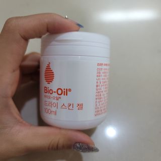 바이오오일 [바이오-오일] 드라이 스킨 젤 100ml — 5점을 준 리뷰어가 2021년 6월 올린 사용 사진