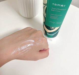 트리마이 주름개선 기능성의 퍼퓸 바디케어, 힐링 베리어 바디크림 3종 택1 — 4점을 준 리뷰어가 2022년 9월 올린 사용 사진