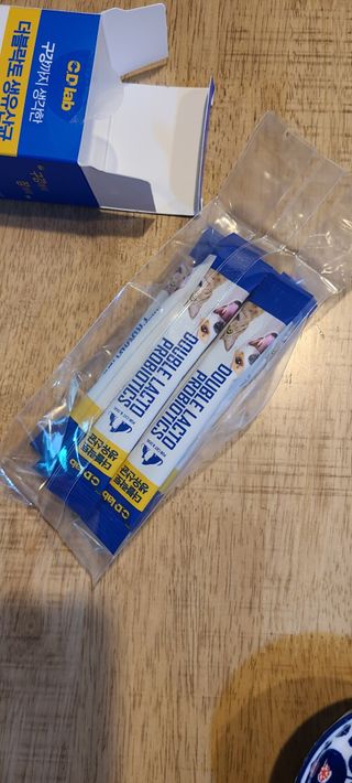 씨디랩 구강에서 장까지 한 번에 관리하는 더블락토 강아지 고양이 유산균 — 5점을 준 리뷰어가 2021년 6월 올린 사용 사진