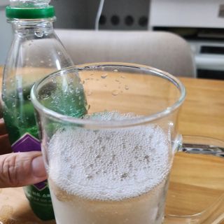몽베스트 Montbest with Sparkling water Lime20병 — 5점을 준 리뷰어가 2022년 12월 올린 사용 사진