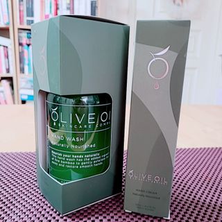 올리브 오일 스킨케어 컴퍼니 [OOSC] 촉촉 깨끗 내추럴리 너리시드 핸드워시 500ml — 3.5점을 준 리뷰어가 2021년 4월 올린 사용 사진