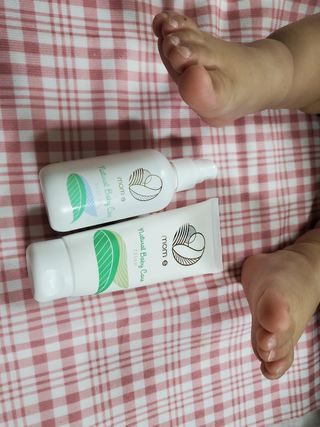 mom e 맘이 내추럴 베이비 케어 크림+바디오일 — 5점을 준 리뷰어가 2021년 1월 올린 사용 사진