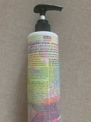 조향사 바디 앤 핸드 로션 화이트 포레스트 — 5점을 준 리뷰어가 2022년 7월 올린 사용 사진