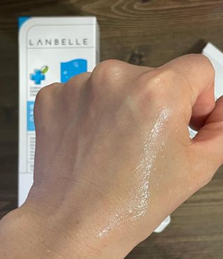 랑벨 수퍼내츄럴 아쿠아 수딩 크림 100ml — 5점을 준 리뷰어가 2022년 4월 올린 사용 사진