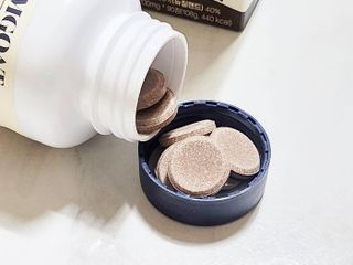 스마트스토어  [아임고트] 뉴질랜드 산양유 프로바이오틱스 츄어블 코코아맛 — 5점을 준 리뷰어가 2025년 3월 올린 사용 사진