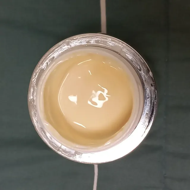 라디셀 인텐시브 큐어 크림 50ml 리뷰 사진