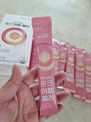 [인디닥터] 면역 생생 핑크 이뮨 젤리 — 5점을 준 리뷰어가 2022년 4월 올린 사용 사진