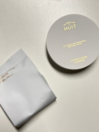 위뜨 글로시 레이어 쿠션 — 3점을 준 리뷰어가 2022년 7월 올린 사용 사진