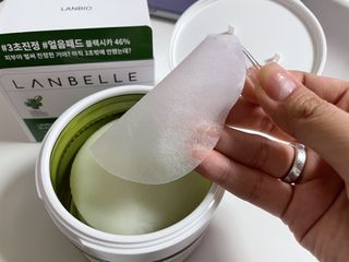랑벨 랑바이오 블랙 시카 퀵 패드 100매 (3초 쿨링/3분 흡수, 블랙비 프로폴리스/시카 4종 함유, 대용량) — 5점을 준 리뷰어가 2022년 7월 올린 사용 사진