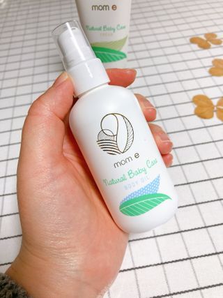 mom e 맘이 내추럴 베이비 케어 크림+바디오일 — 4점을 준 리뷰어가 2021년 1월 올린 사용 사진